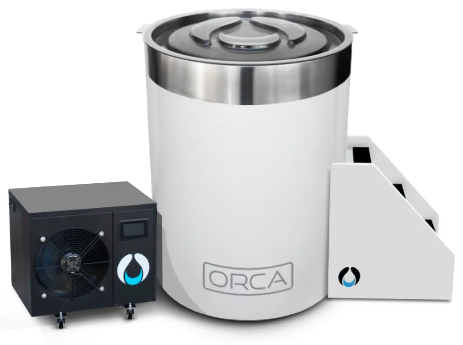 ORCA The Well barrel in white with a stainless rim, its lid and stairs, beside a black chiller, from the maker.